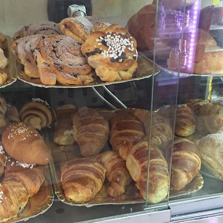Dilemma Bed & Breakfast Napoli Ngoại thất bức ảnh